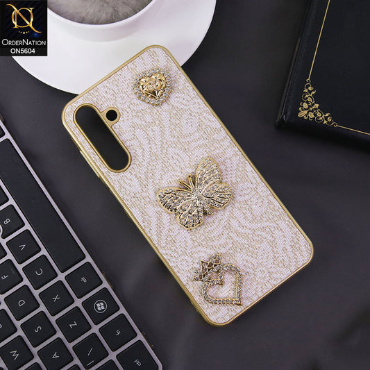 Samsung Galaxy A16 5G Cover - Golden -  Elegant Fancy 3D Rhinestomes Thin Protective Soft Borders Case
