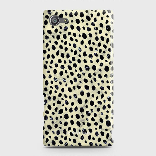 Sony Xperia Z5 Compact / Z5 Mini Cover - Bold Dots Series - Matte Finish - Snap On Hard Case with LifeTime Colors Guarantee