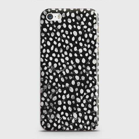 iPhone 5C Cover - Bold Dots Series - Matte Finish - Snap On Hard Case with LifeTime Colors Guarantee