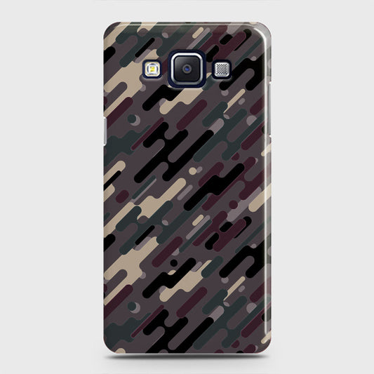 Samsung Galaxy E5 Cover - Camo Series 3 - Red & Brown Design - Matte Finish - Snap On Hard Case with LifeTime Colors Guarantee