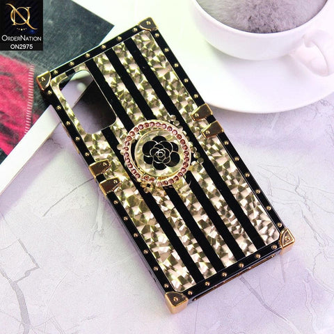 Samsung Galaxy S20 FE Cover - Design 2 - 3D illusion Gold Flowers Soft Trunk Case With Ring Holder