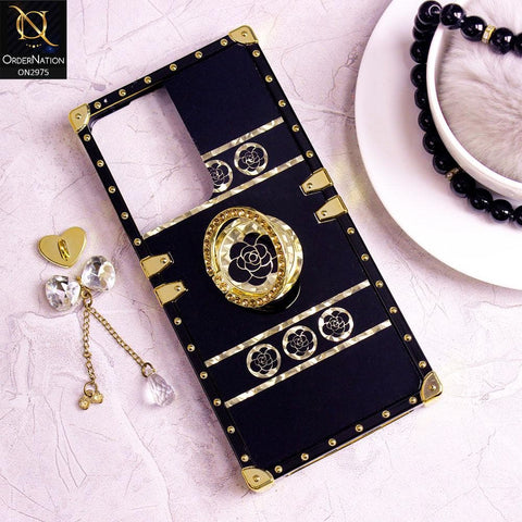 Samsung Galaxy S21 Ultra 5G Cover - Design 1 - 3D illusion Gold Flowers Soft Trunk Case With Ring Holder