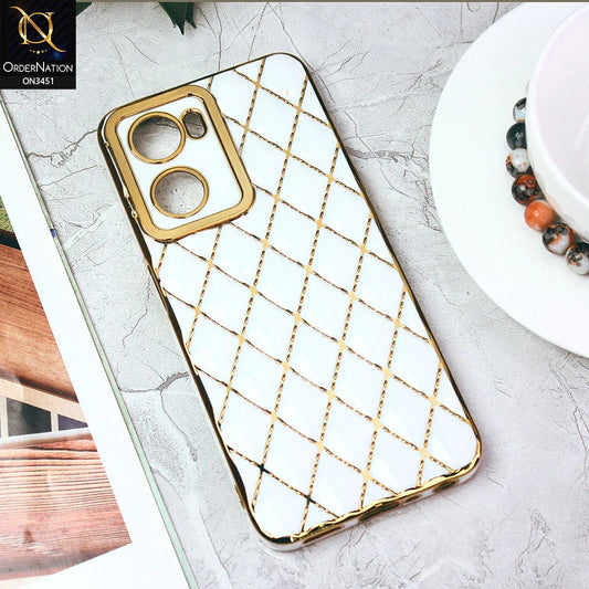 Oppo A57 Cover - White - Soft TPU Shiny Electroplated Golden Lines Camera Protection Case