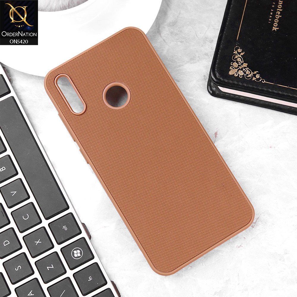 Huawei Y7 Prime 2019 / Y7 2019 / Y7 Pro 2019 Cover - Brown - New Dotted Leather Texture Soft Borders Case