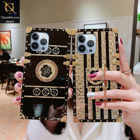 Xiaomi Redmi Note 10 Pro 4G Cover - Design 2 - 3D illusion Gold Flowers Soft Trunk Case With Ring Holder
