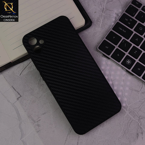 Samsung Galaxy A04e Cover - Black -  Carbon Fiber Anti-explosion Camera Protection Cover