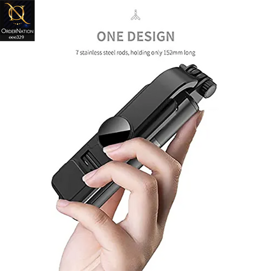 Q07 Bluetooth Integrated Selfie Stick with Light and Bluetooth Remote Control - Black