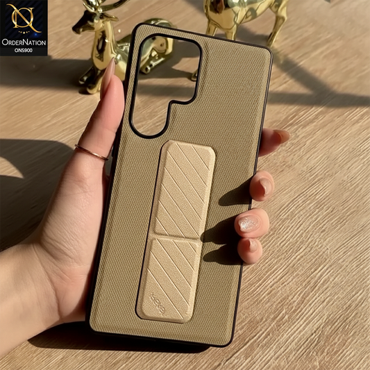 Samsung Galaxy S25 Ultra Cover - Brown -New X-Level-Stand Stealth knight Series-Premium Carbon Fiber Texture Case With Strap