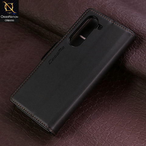 Samsung Galaxy Z Fold 5 5G Cover - Black -   CaseMe Classic Leather Wallet RFID Blocking Magnetic Buckle Flip Book Case