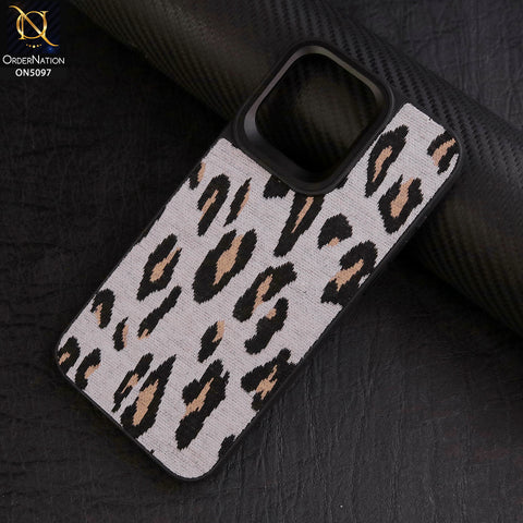 iPhone 15 Pro Max Cover - Design13 - Crazy Series - Trendy Wild Pattern Design Soft Border Protective Case