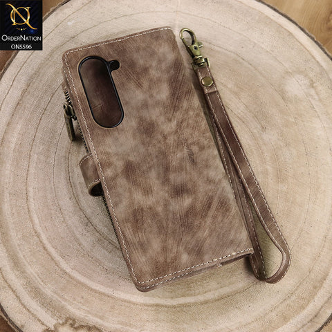 Samsung Galaxy Z Fold 5 5G Cover - Brown -  CaseMe Premium Vintage Leather Folio Zipper Wallet Case with Magnetic Closure and 7 Card Slots