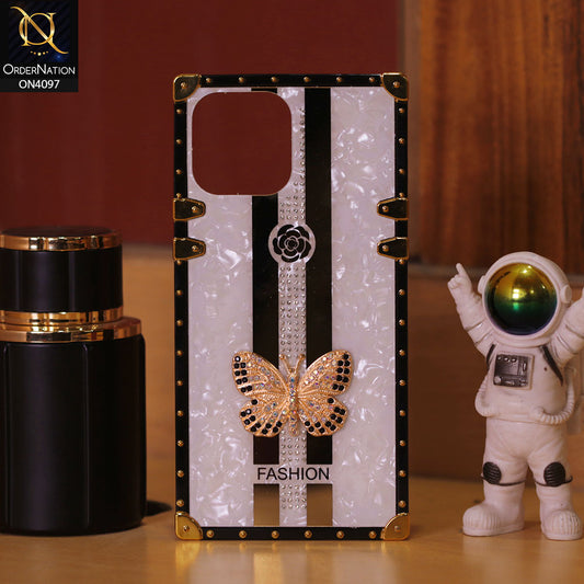 iPhone 11 Pro Max Cover - White - Butterfly Shell Pattern Square Shape Smartphone Soft Case