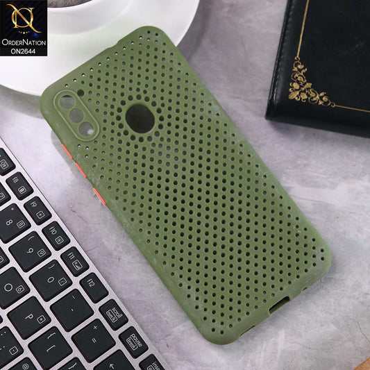 iPhone 11 Pro Max Cover - Light Green -  Cooling Breathing Mesh Soft Rubber Feel Phone Case