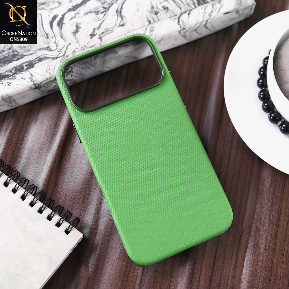 iPhone 17 Pro Max Cover - Green - New premium Quality Tech Woven Design Case