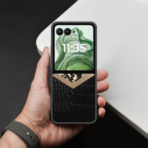 Motorola Razr 50 Cover - Printed Skins Series - HQ Premium Shine Durable Shatterproof Case
