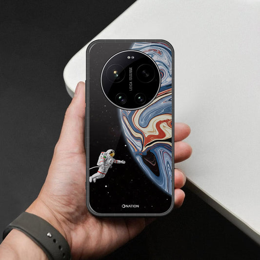 Xiaomi 17 Ultra Cover - Cosmic Marble Astronaut Design - HQ Ultra Shine Premium Infinity Glass Soft Silicon Borders Case