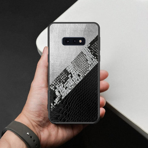 Samsung Galaxy S10e Cover - Printed Skins Series - HQ Ultra Shine Premium Infinity Glass Soft Silicon Borders Case
