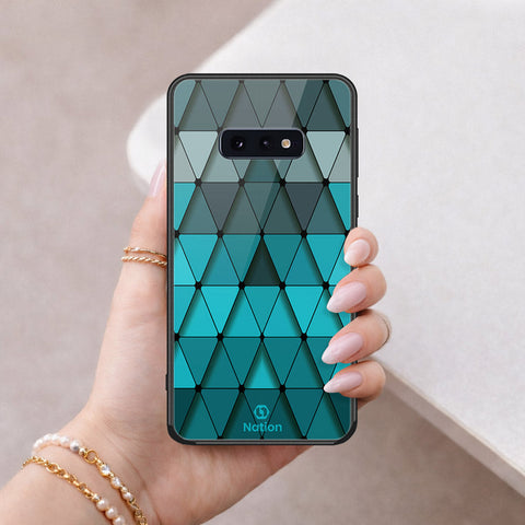 Samsung Galaxy S10e Cover - ONation Pyramid Series - HQ Ultra Shine Premium Infinity Glass Soft Silicon Borders Case