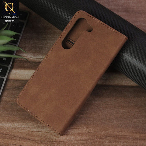Samsung Galaxy S23 Plus 5G Cover - Light Brown - ONation Business Flip Series - Premium Magnetic Leather Wallet Flip book Card Slots Soft Case