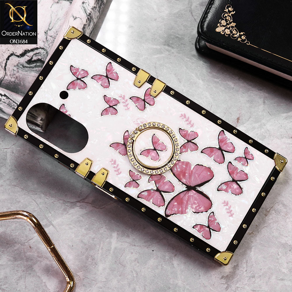 Xiaomi Poco C65 Cover - Design1 - Trendy Holographic Design Golden Square Case with Matching Bling Ring Holder