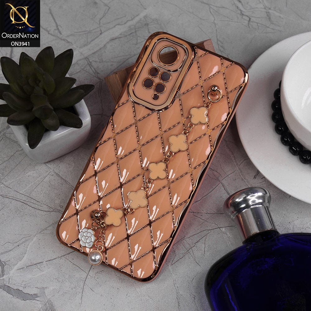 Xiaomi Redmi Note 11S Cover - Pink -  Soft TPU Shiny Electroplated Golden Lines Camera Protection Case With Flower Chain Holder