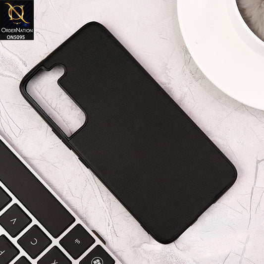 Samsung Galaxy S22 Cover - Black - Trendy Synthetic Leather Look Soft Silicon Borders Ultra Thin Protective Shell Case