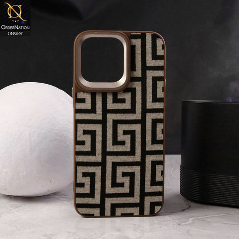 iPhone 15 Pro Max Cover - Design2 - Crazy Series - Trendy Wild Pattern Design Soft Border Protective Case