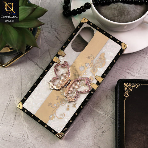 Oppo A78 4G Cover - White -  Luxury Shiny Rhinestone Butterfly Electroplated Square Trunk Soft Case