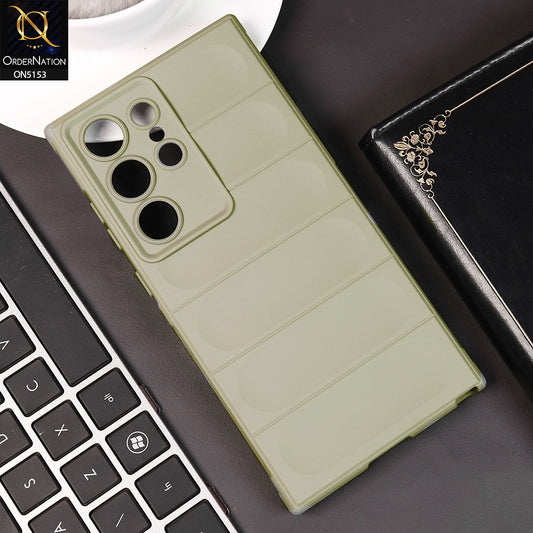 Samsung Galaxy S25 Ultra Cover - Light Gray -  Soft TPU, Drop-Proof, Shockproof, Protective Case