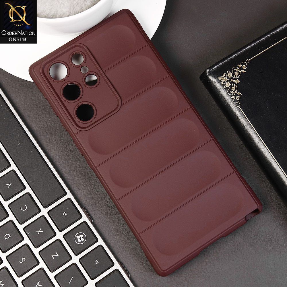 Samsung Galaxy S22 Ultra Cover - Maroon -  Soft TPU, Drop-Proof, Shockproof, Protective Case