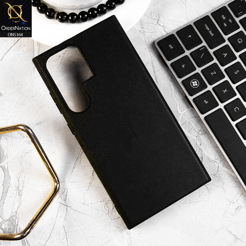 Samsung Galaxy S22 Ultra 5G Cover - Black - Luxurey Soft Silicon and TPU Leather Case