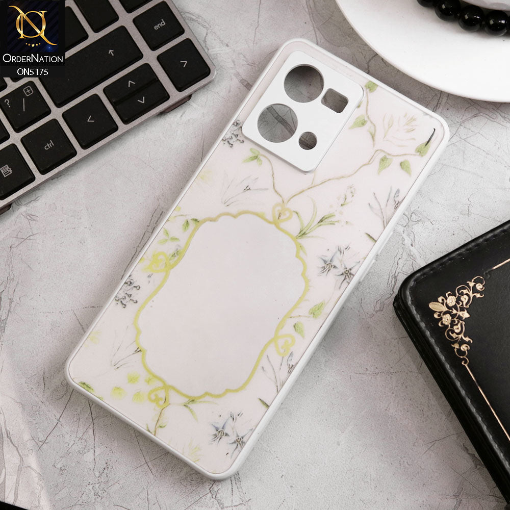 Oppo Reno 7 4G Cover - White - Trendy Printed Spring Floral Design Mirror Soft Border Case With Camera Protection