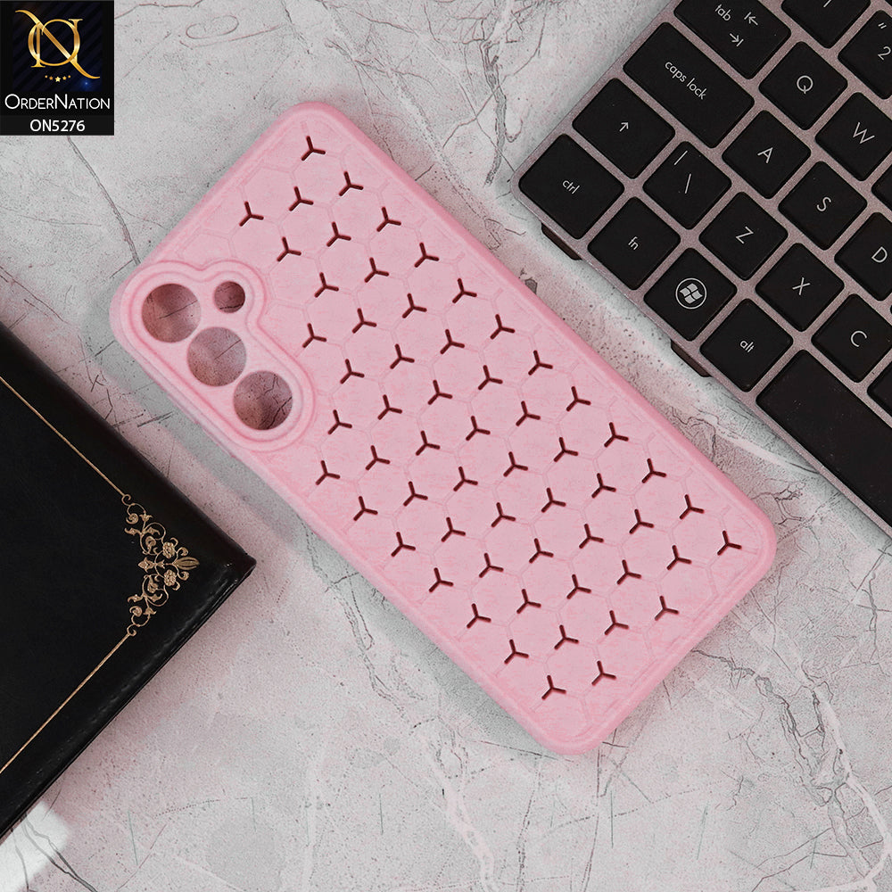 Samsung Galaxy A16 Cover - Pink - Honeycomb Radiating Soft Case With Camera Protection