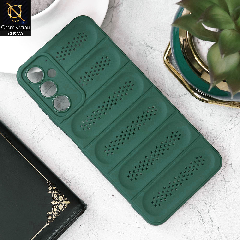 Samsung Galaxy A05s Cover - Green - Trendy Breathable Mesh Grid Net Soft Case With Camera Protection