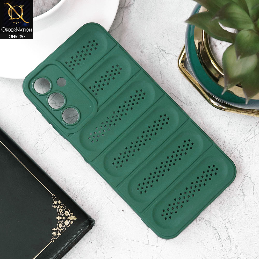 Samsung Galaxy A25 5G Cover - Green - Trendy Breathable Mesh Grid Net Soft Case With Camera Protection