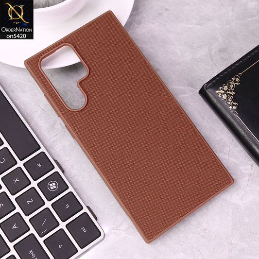Samsung Galaxy S23 Ultra Cover - Brown - New Dotted Leather Texture Soft Borders Case