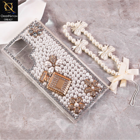 Samsung Galaxy S23 Ultra Cover - White -  Luxury Women Design Diamond And Heart Pearl Case