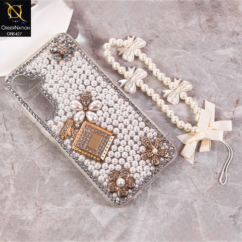 Samsung Galaxy A16 5G Cover - White -  Luxury Women Design Diamond And Heart Pearl Case