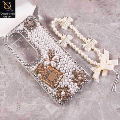 Vivo V40e Cover - White -  Luxury Women Design Diaomond And Heart Pearl Case