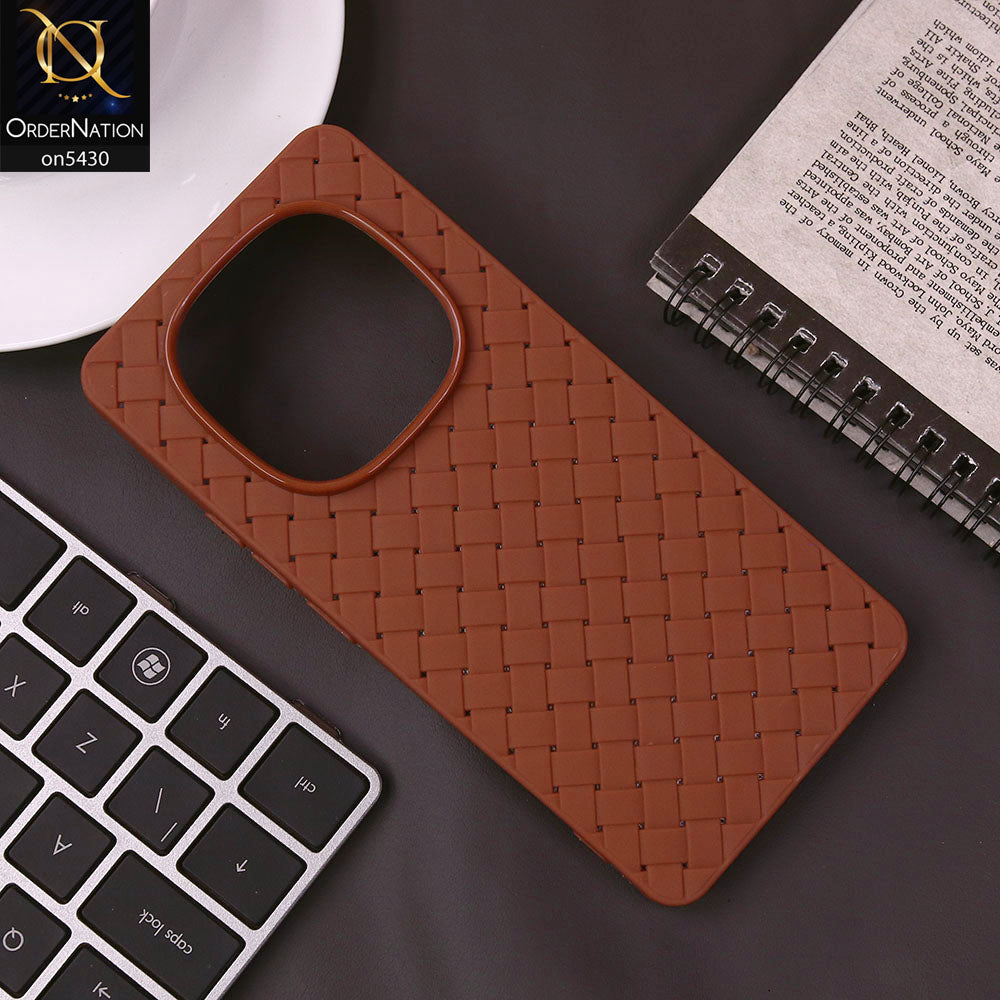 Xiaomi Redmi Note 14 Pro Plus 5G Cover - Brown - New Woven Design Leather Feel Soft TPU Case