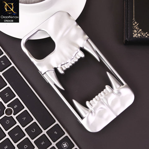 iPhone 14 Pro Max  Cover - Silver - Unique 3D Animal Fang Soft Case