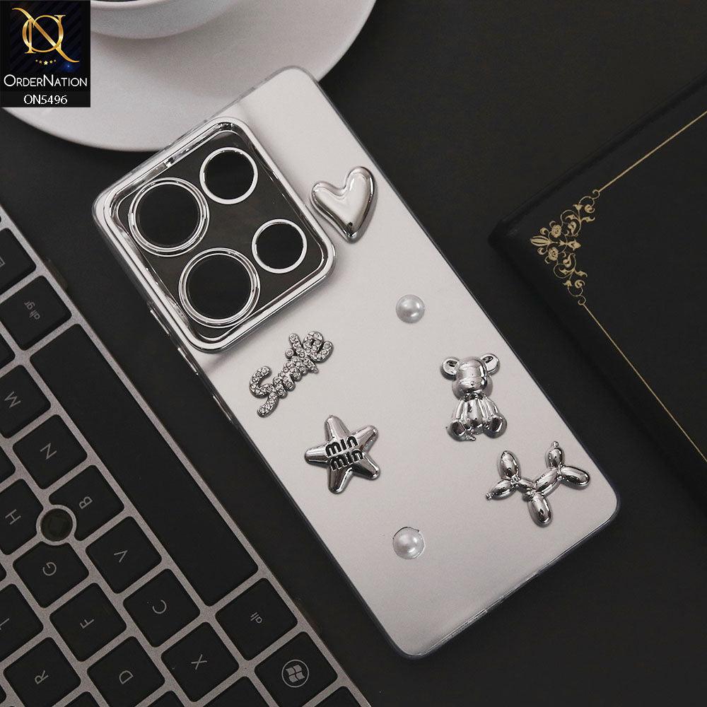 Xiaomi Redmi Note 13 Pro 4G Cover - Silver - 3D Smile Cartoon Matte Shinny Case With Camera Protection Soft Border Case