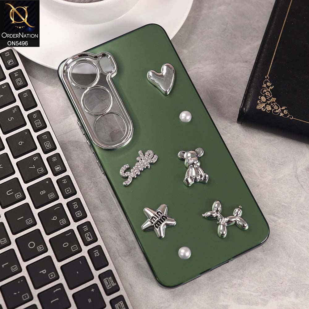 Vivo V40 Lite (IDN) Cover - Green -  3D Smile Cartoon Matte Shinny Case With Camera Protection Soft Border Case