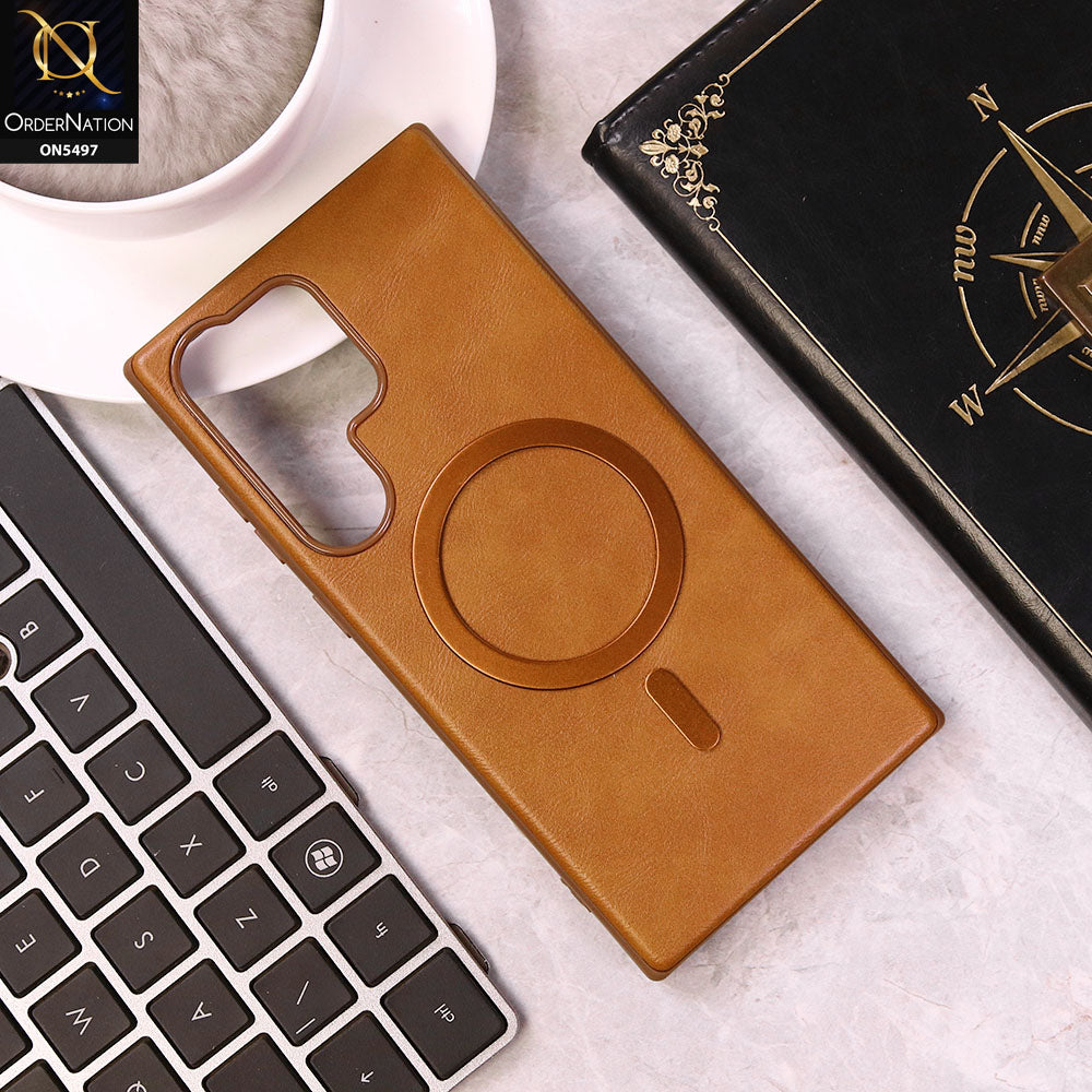 Samsung Galaxy S22 Ultra 5G Cover - Brown - Luxury Leather Magnetic Protective Soft Borders Case