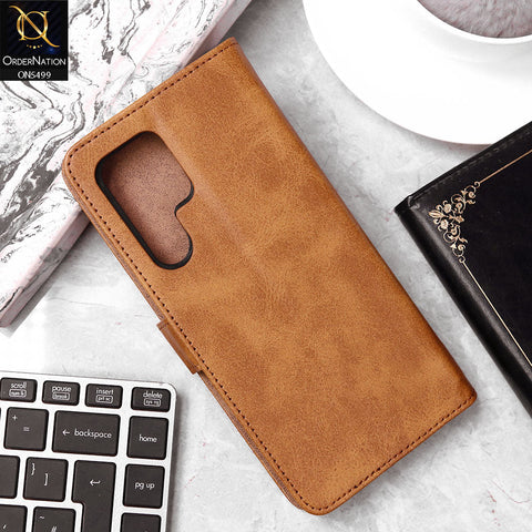 Samsung Galaxy S22 Ultra Cover - Light Brown - Premium PU Leather Magnetic Flip Book Card Slots Wallet Soft Case