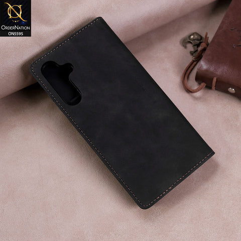 Samsung Galaxy A16 Cover - Black -  CaseMe Premium High Quality Wallet Magnetic Suede Leather Case