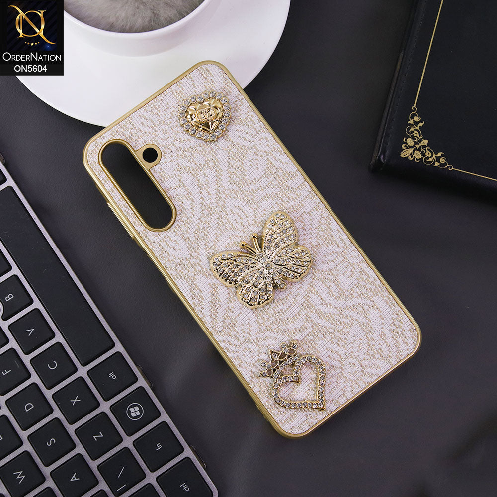 Samsung Galaxy A16 5G Cover - Golden -  Elegant Fancy 3D Rhinestomes Thin Protective Soft Borders Case