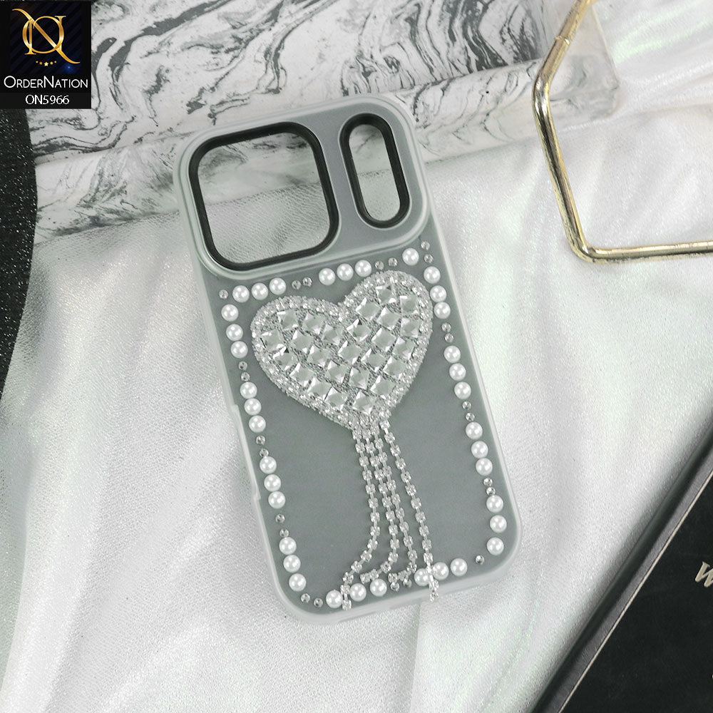 iPhone 17 Pro Cover - Black -  Stuninng Pearls And Heart Shaped RhineStones Hard Case With Double Protective Layers