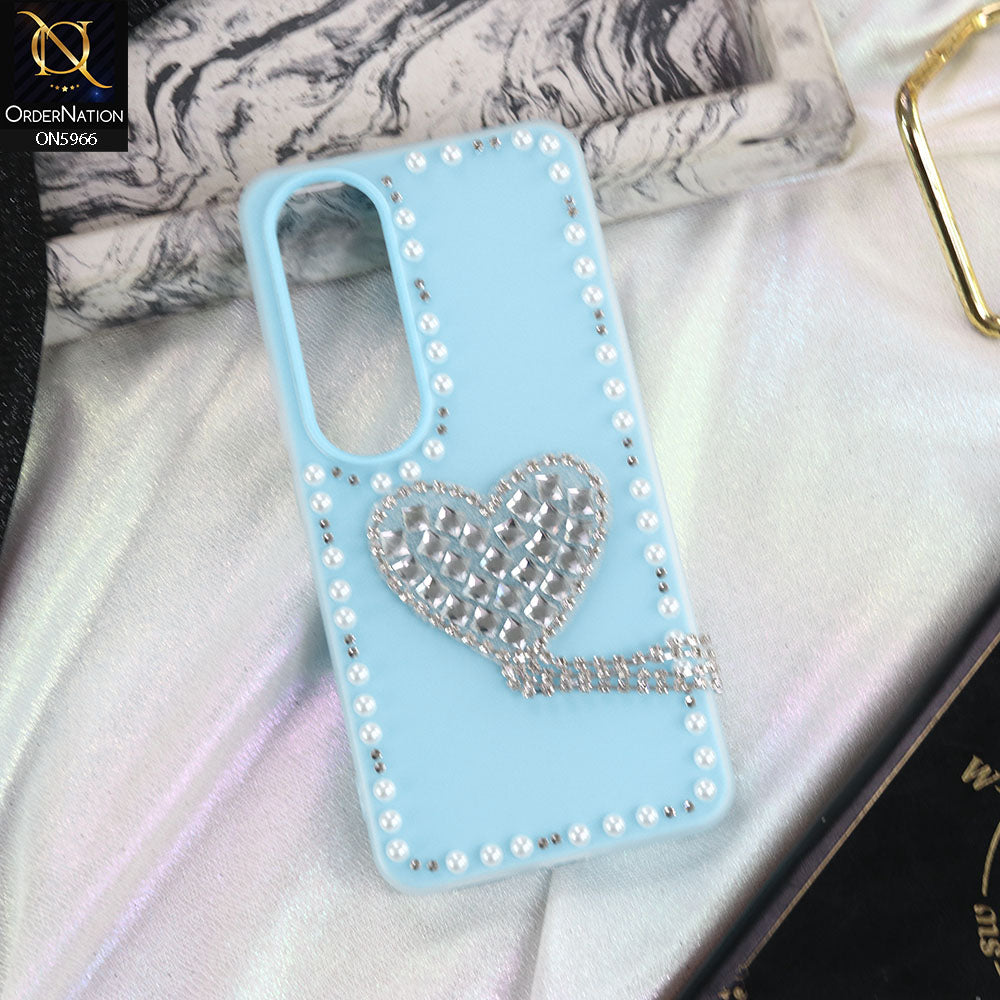 Samsung Galaxy S21 Ultra 5G Cover - SkyBlue -  Stuninng Pearls And Heart Shaped RhineStones Hard Case With Double Protective Layers
