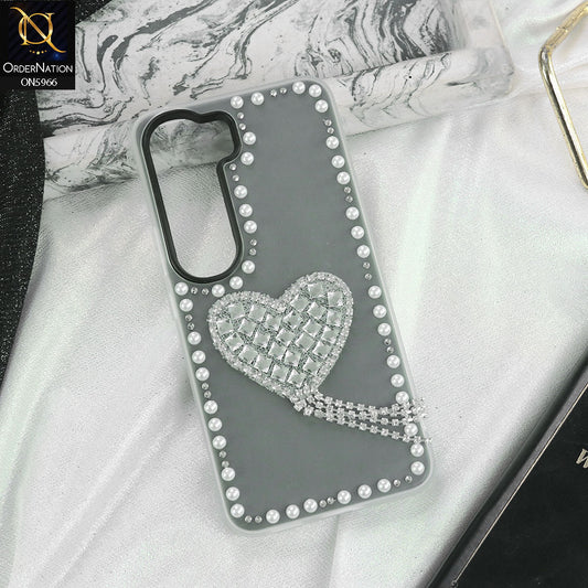 Vivo Y300 Cover - Black -  Stuninng Pearls And Heart Shaped RhineStones Hard Case With Double Protective Layers